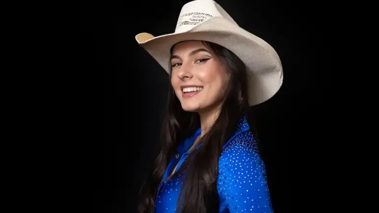 Ana Castela