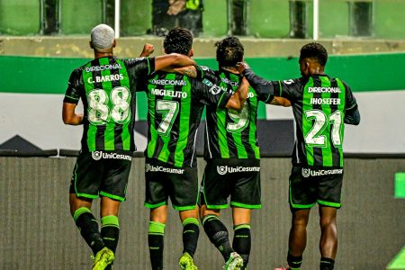 Comparação da invencibilidade do América com Atlético, Palmeiras e outros