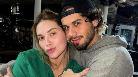Zé Felipe desabafa no show após término com Virginia: "Já morri"