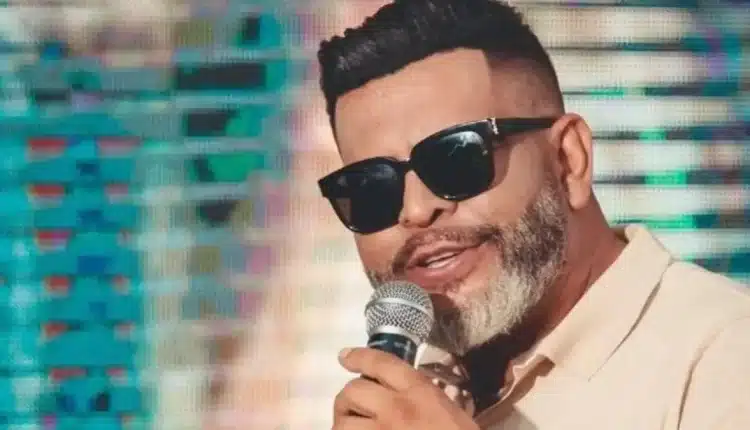 Cantor sertanejo Almir Matias