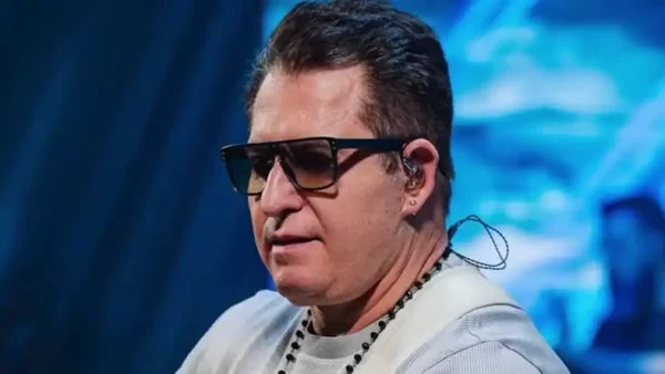 Marrone, Aposentadoria